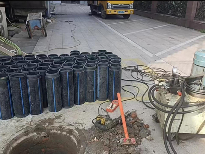 向塘PE置换管厂家 DN315置换管 非开挖管短管置换